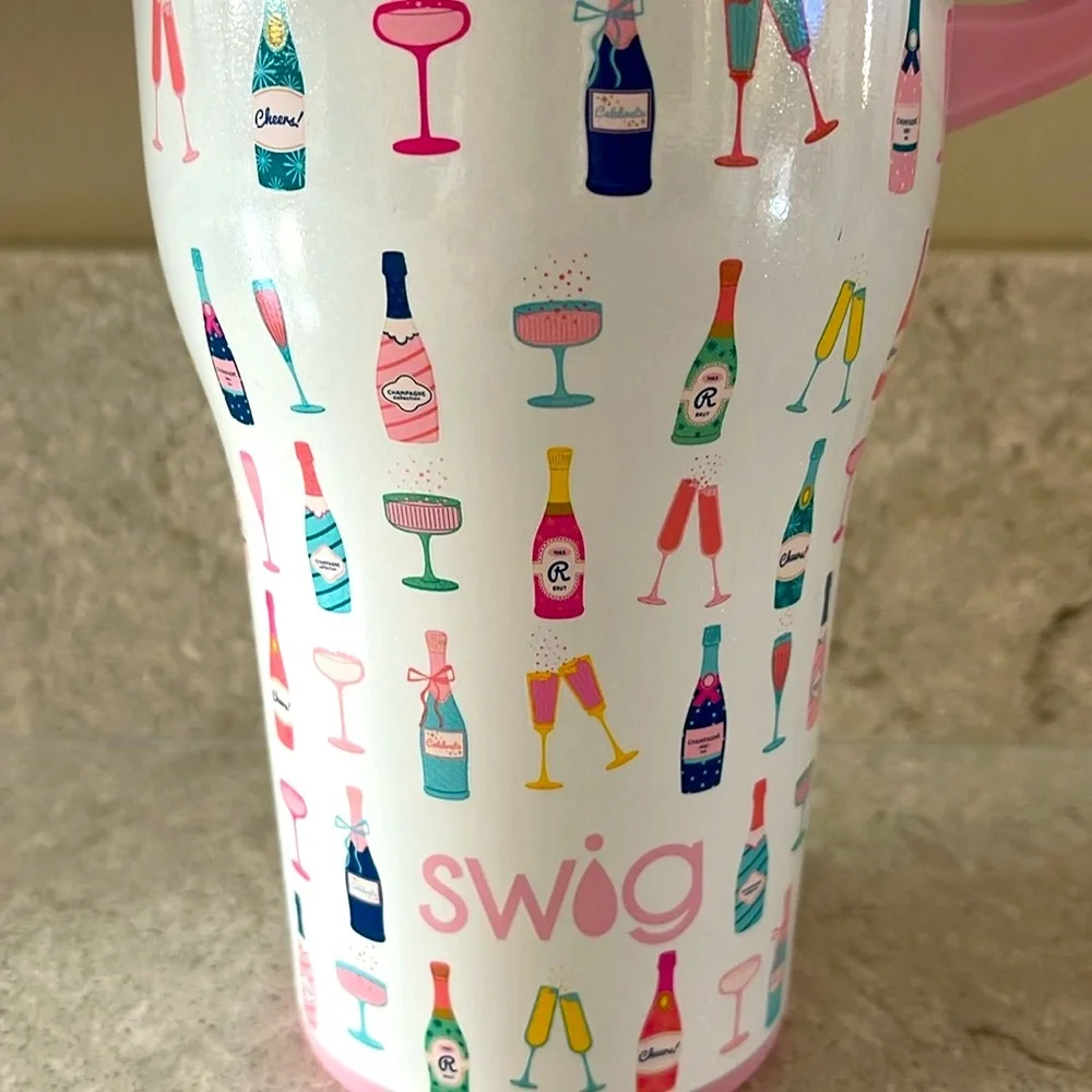 Swig Life 40oz Mega Mug, 40 oz Tumbler with Handle and Straw Cup Holder Friendly - Picture 13 of 13